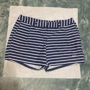 Nike Striped Golf shorts